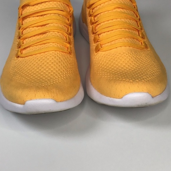 APL TechLoom Breeze in Mango Size 8. - Picture 4 of 11